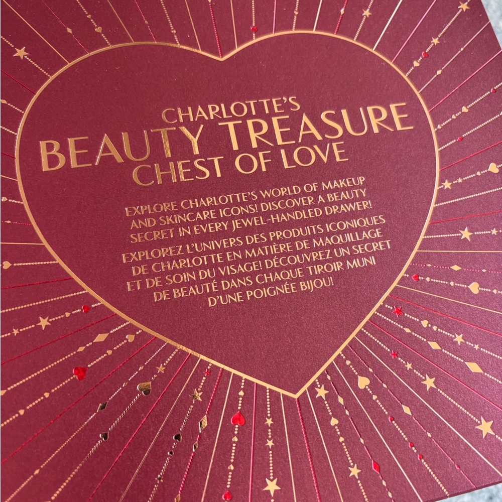 Charlotte Tilbury Beauty Treasure Chest - Red and Gold